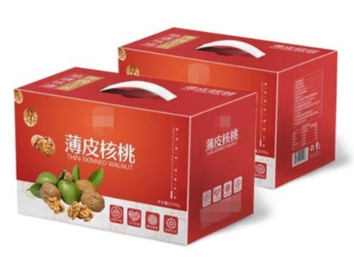 來濟(jì)南禮品盒定制廠家定制干果禮盒，讓您過個(gè)喜慶年！